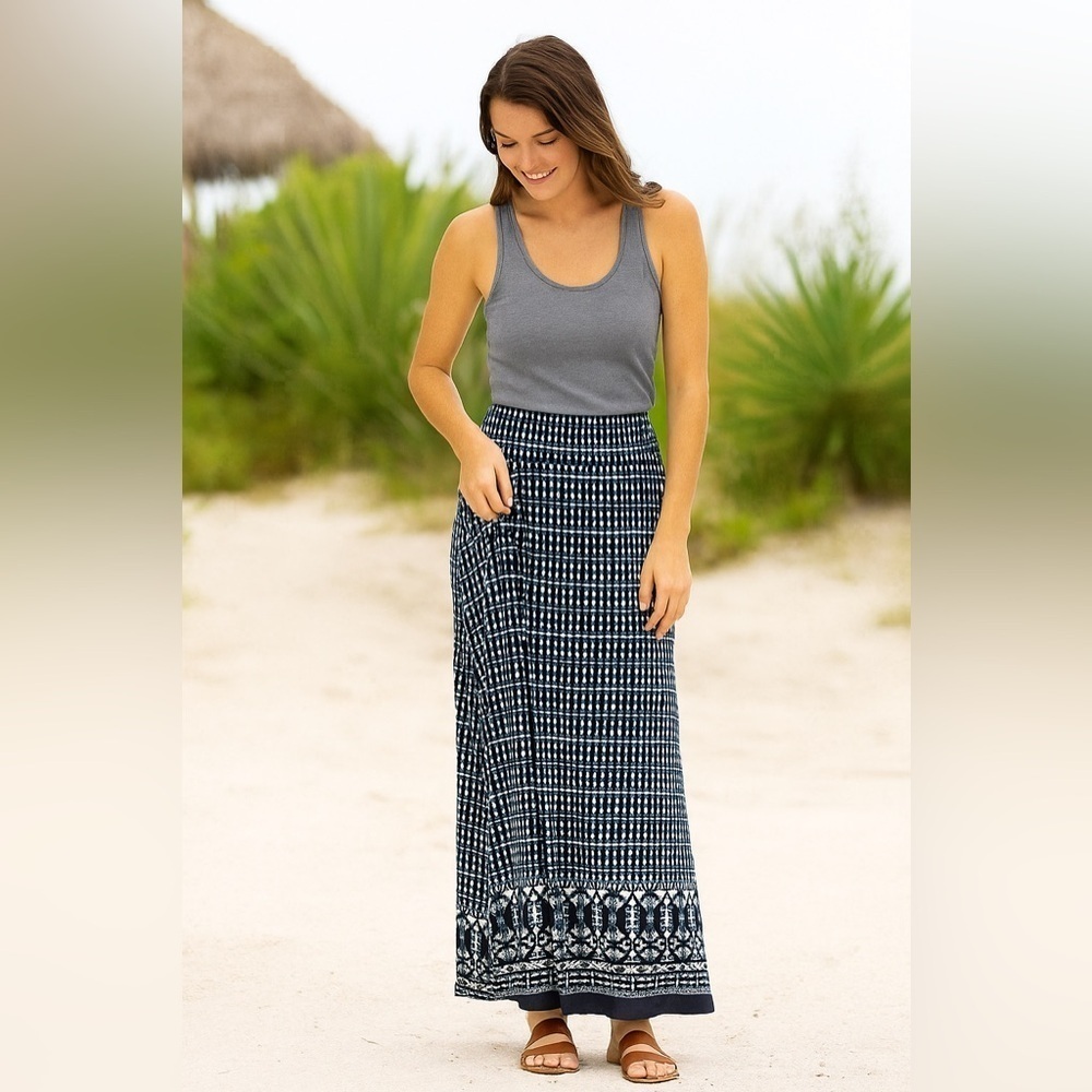 Liz Claiborne White and Blue Pencil Maxi Skirt